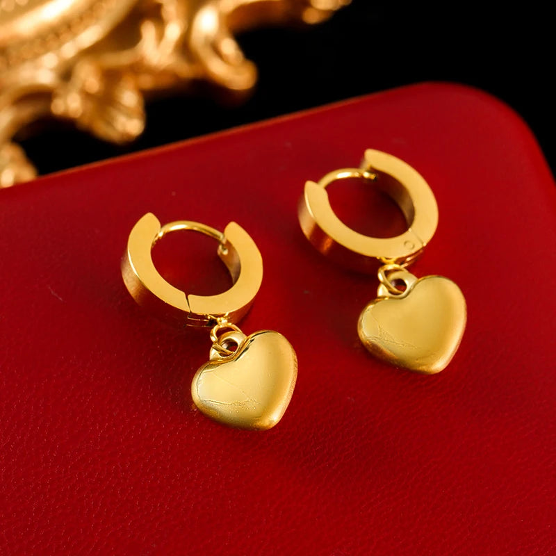 Conjunto Coração Elegante - Colar, Pulseira e Brincos